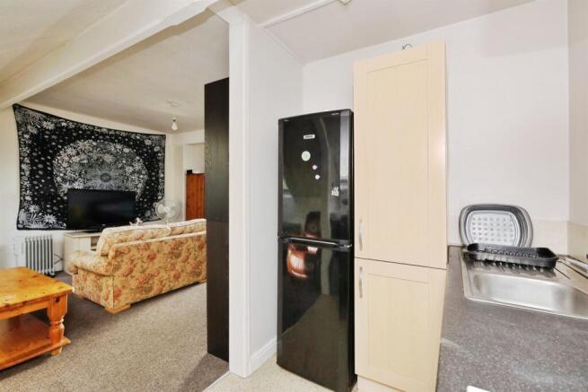 8 bed Terraced for sale Image 8