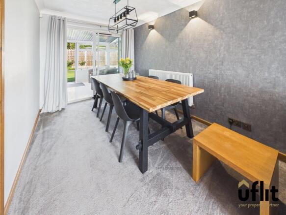 4 bed Detached for sale Image 7