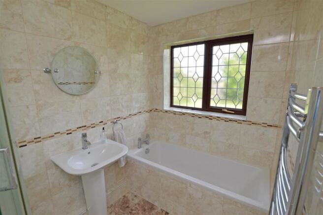 Bathroom.jpg
