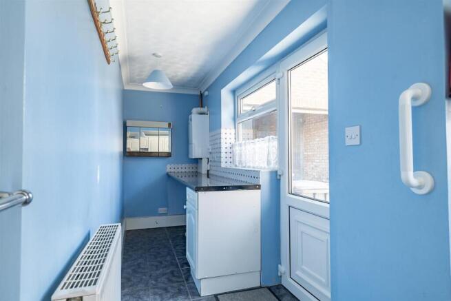 3 bed Detached Bungalow for sale Image 11