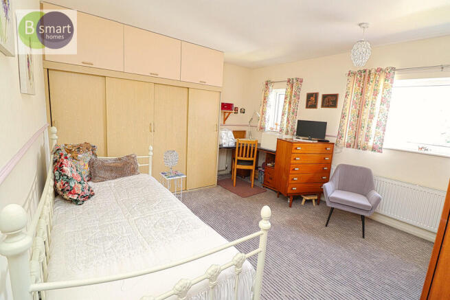 3 bed Town House for sale Image 10