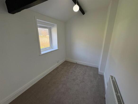 2 bed Terraced for sale Image 11