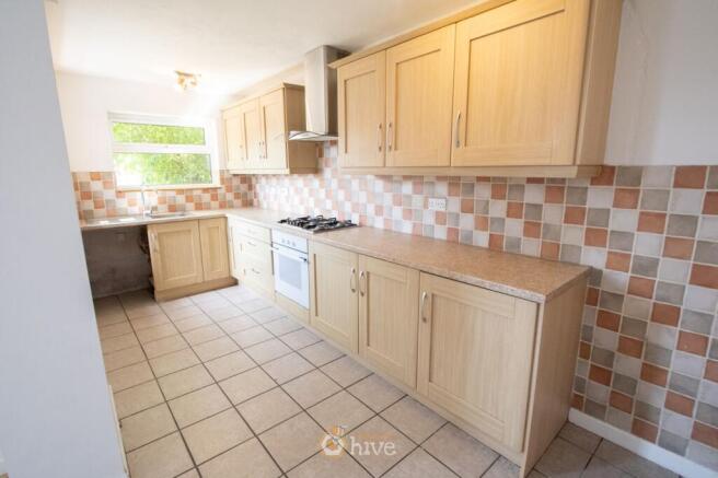 3 bed Semi-Detached for sale Image 6