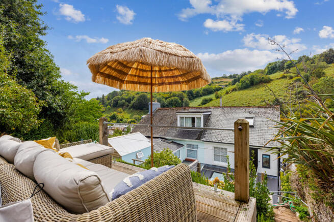 8 Garden & View