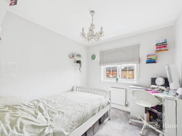 3 bed Semi-Detached for sale Image 11