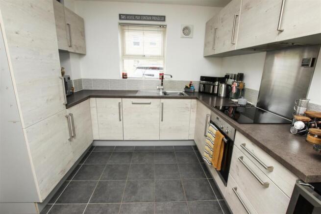 KITCHEN DINING