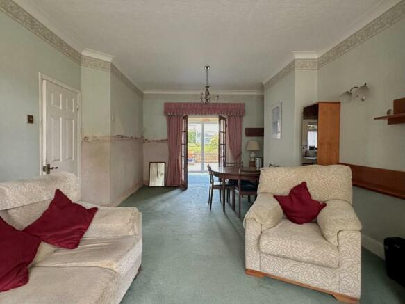 Living/Dining Room