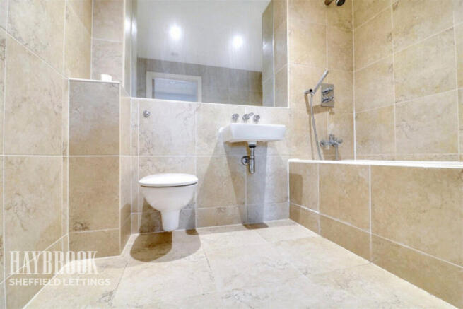 1 bed Apartment to rent Image 5
