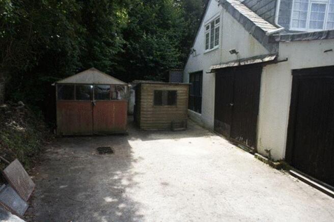 Side Driveway