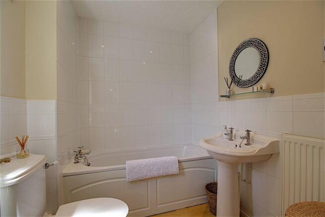 Bathroom (Family Bathroom)