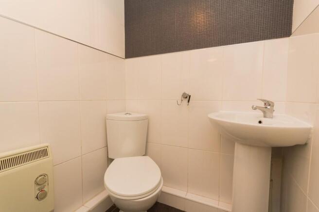 GF Toilet
