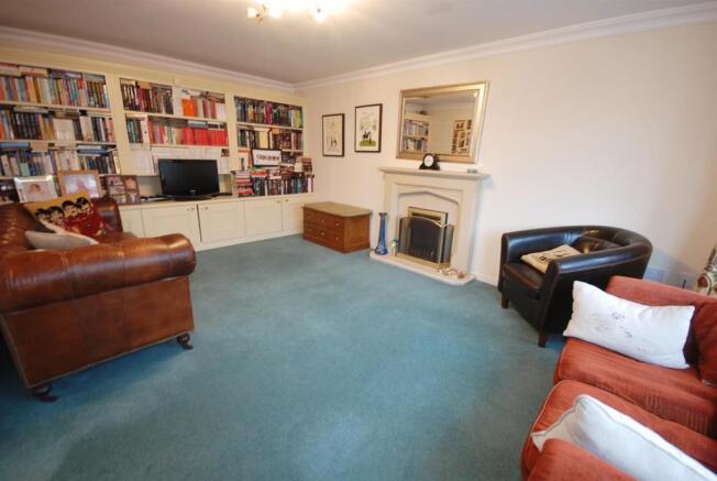 a sitting room.jpg