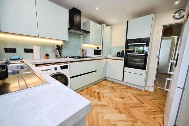 2 bed Terraced Bungalow for sale Image 6