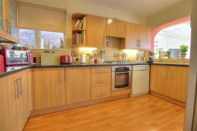 Kitchen:
