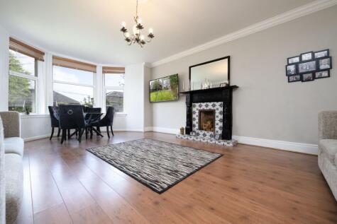 Finnart Street, Greenock, PA16