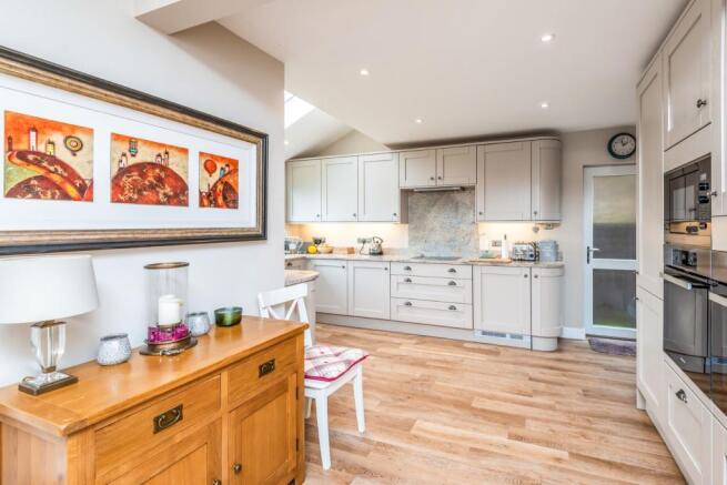 Kitchen/breakfast ro