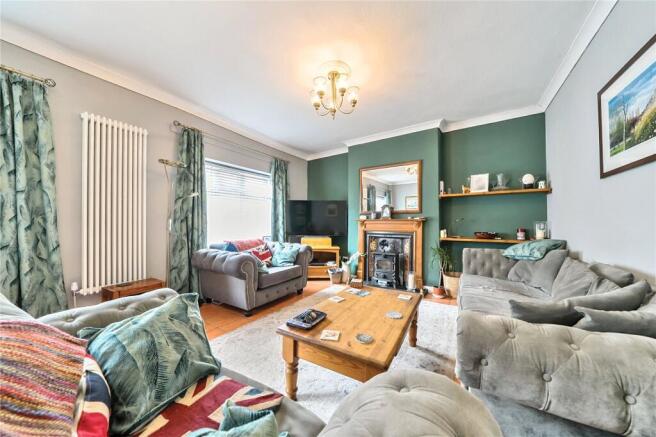 4 bed House for sale Image 7