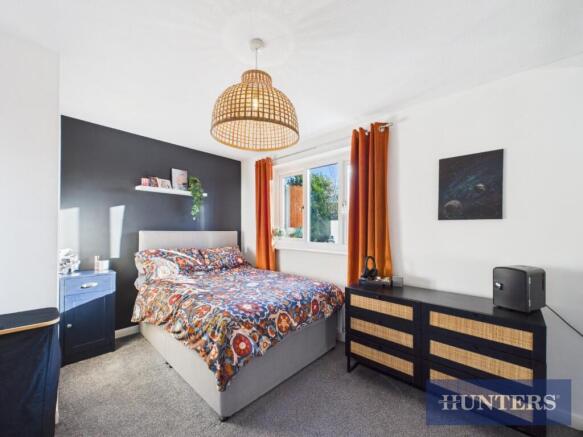3 bed Semi-Detached for sale Image 8