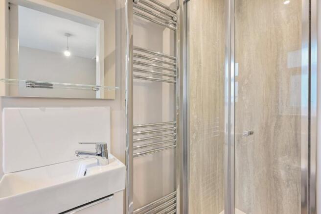 1 bed Bungalow to rent Image 8