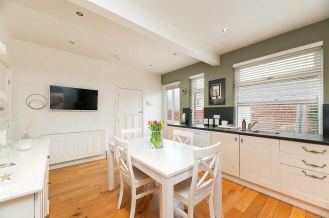 Dining Kitchen