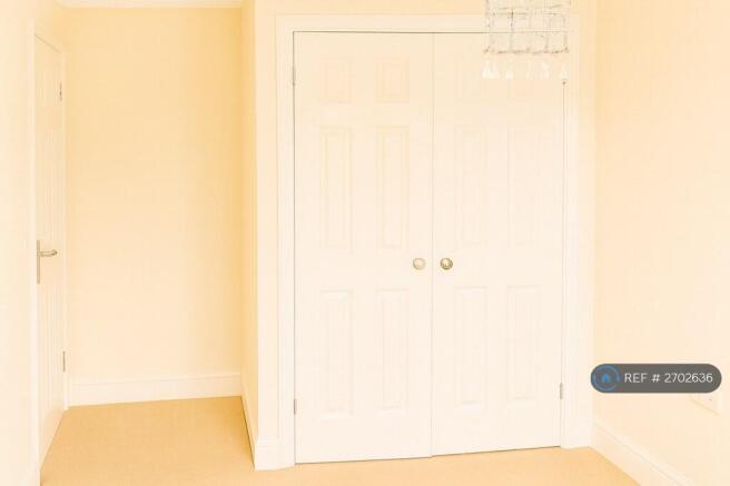 Bedroom 2 Double Wardrobe 