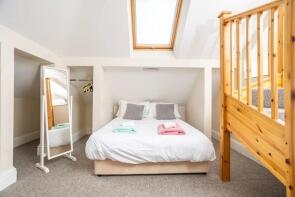 14 Dorset Villa, Newbridge Road, Newbridge, Bath BA1 3JX