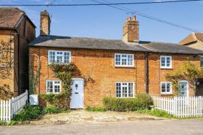 1, Vine Cottages, The Street, Greywell, Hook RG29 1DE