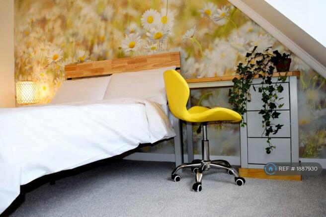 Second Floor Daisy Bedroom