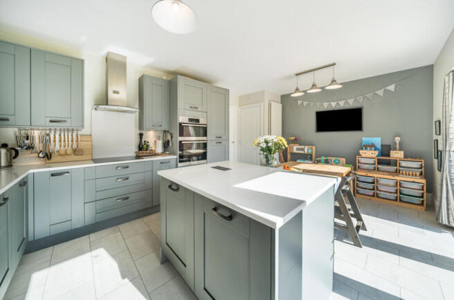 Kitchen/Dining Room