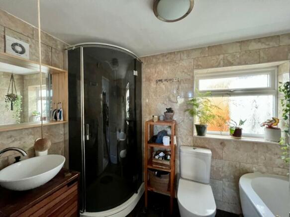 15 kings bath.jpg