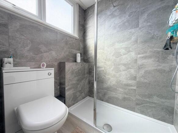 SHOWER ROOM2