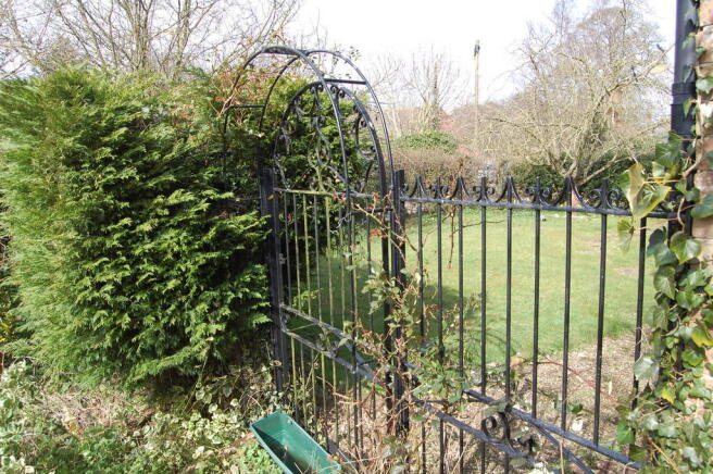 use garden 3