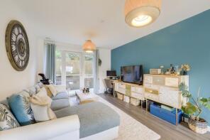 Flat, Grosvenor Court, Adenmore Road, London SE6 4FD
