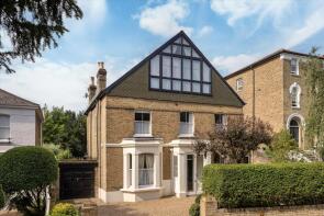 19, Denmark Avenue, London SW19 4HF
