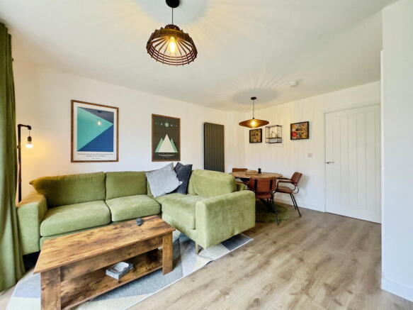 Columbine Avenue, Callerton, Newcastle upon Tyne, NE5 1EZ photo 2