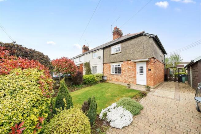 106 Brackley Road, Towcester