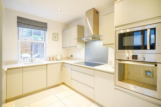 4 bed End of Terrace for sale Image 8