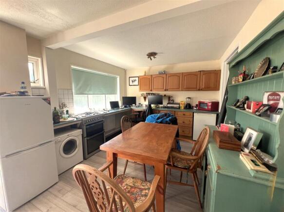 kitchen1.JPG