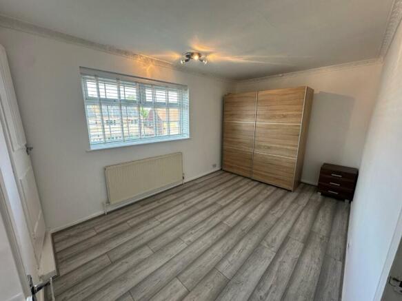 Front bedroom.jpg