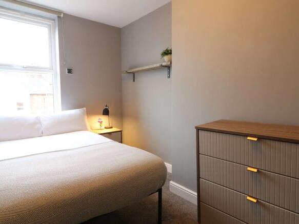 87 Middleton Room 5.JPG