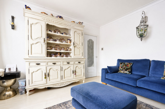 3 bed Semi-Detached for sale Image 8