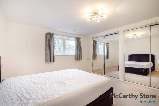 1 bed Apartment for sale Image 10