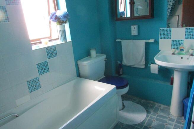 Photo 5