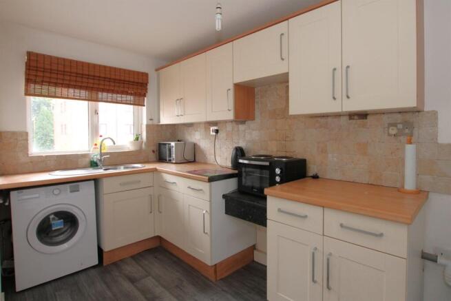 1 bed Flat to rent Image 8