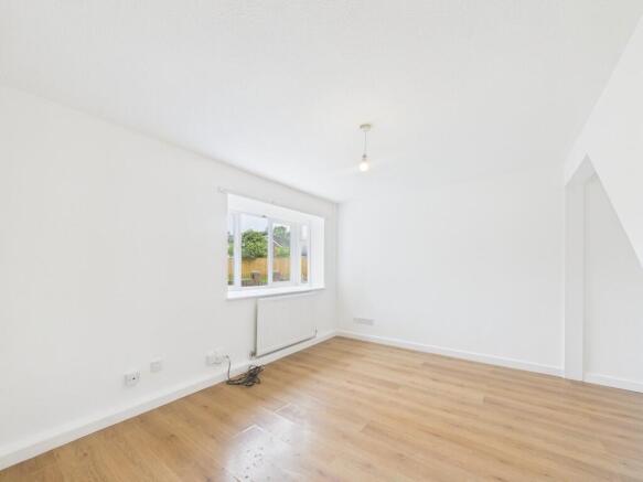 3 bed Terraced for sale Image 4