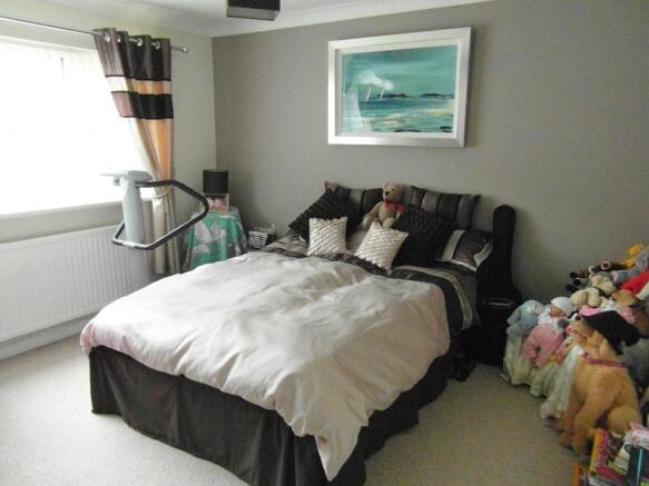 Photo 9