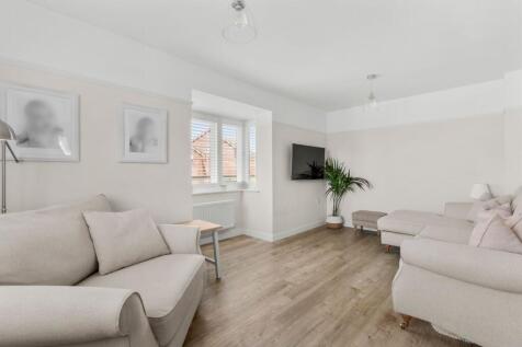 Roylands, Stoke Mandeville, HP22