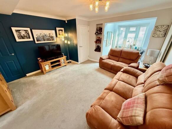 Living room 2