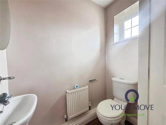 4 bed Semi-Detached for sale Image 5