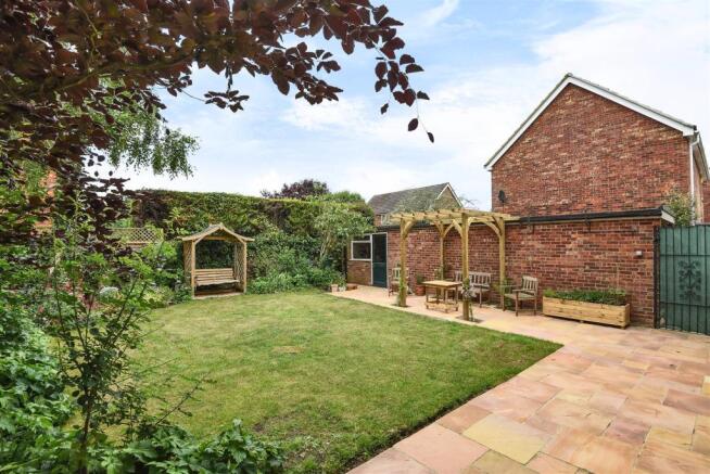 Garden 2.jpg